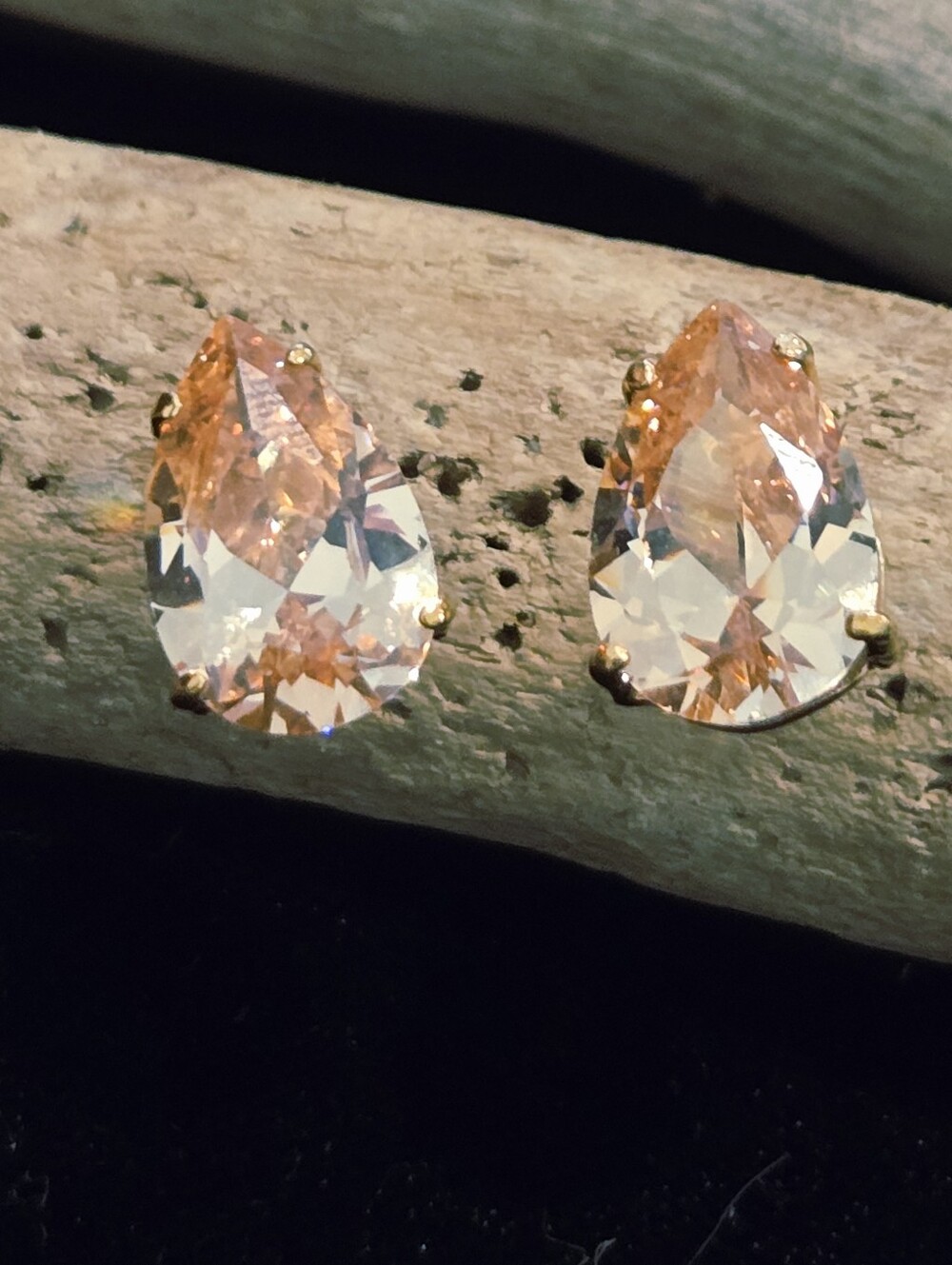 Teardrop Peach Crystal Stud Earrings - Gold Tone